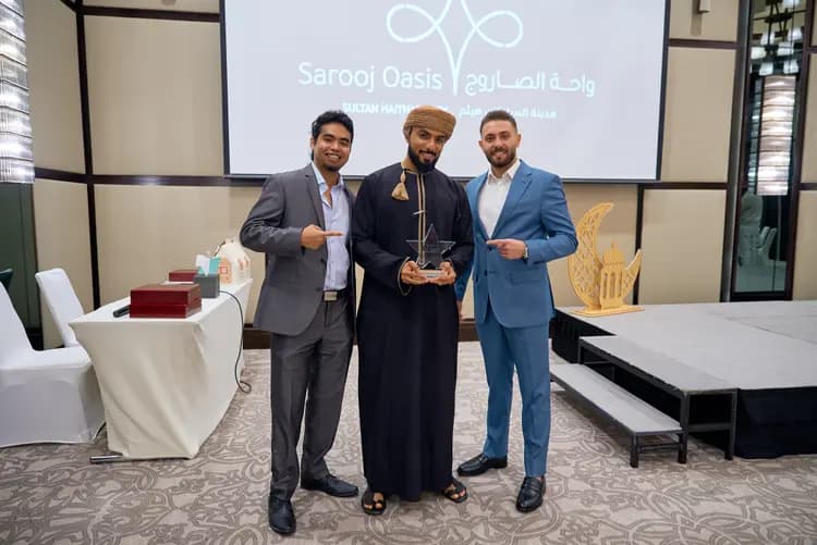 Recognition at Sarooj Oasis